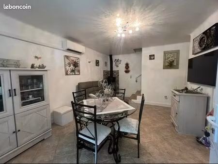 maison de village 3 pièces 70 m²