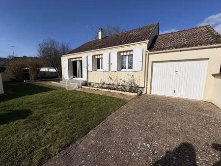 pavillon de 70 m² à ladon