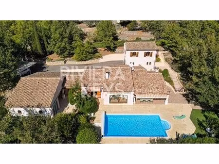 maison de luxe de 261 m2 en vente saint-paul-en-forêt  provence-alpes-côte d'azur
