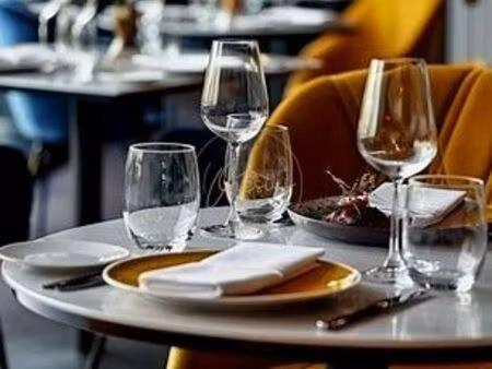 achat local commercial 100m²