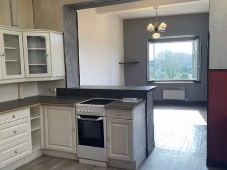 location appartement 3 pièces 75 m² à carbonne (31390)