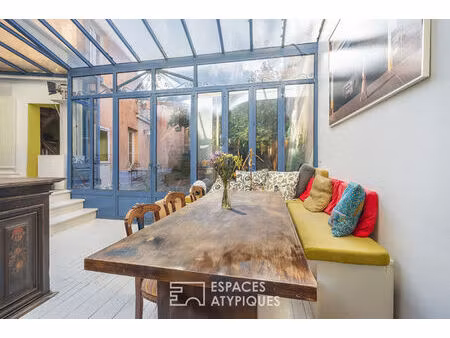 maisons avec véranda et jardin