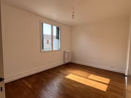 vente maison 5 pièces 83 m² à issoudun (36100)  99 000 €