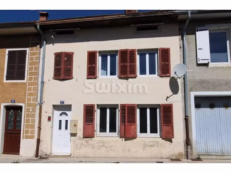 vente propriété 6 pièces 208 m² à saint claude (39200)  115 000 €