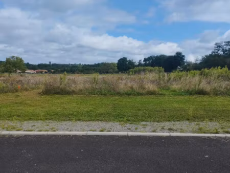 vente terrain 542 m² à lezoux (63190)  65 279 €