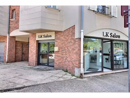 vente locaux professionnels 58 m² à juziers (78820)  165 000 €