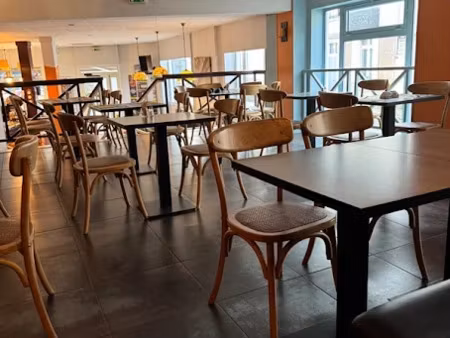 vente locaux professionnels 170 m² à chateau-gontier (53200)  56 000 €