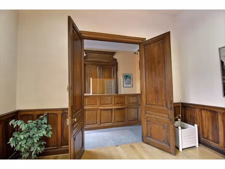 vente locaux professionnels à le pont-de-beauvoisin (38480)  165 000 €