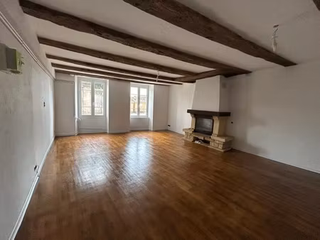 vente immeuble à bourganeuf (23400)  107 016 €