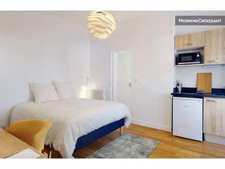 location meublée appartement 1 pièce 17 m² à vertou (44120)  830 €