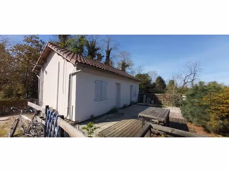 location maison 2 pièces 33 m² à sarniguet (65390)  400 €