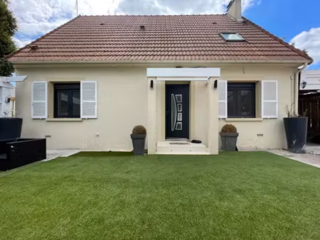 location meublée maison 5 pièces 120 m² à herblay-sur-seine (95220)  2 100 €