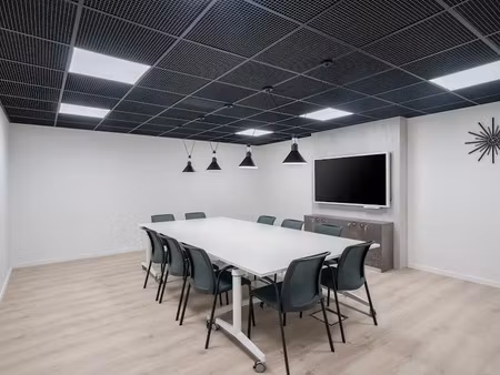 location meublée locaux professionnels 20 m² à bezons (95870)  1 652 €