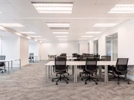 location meublée locaux professionnels 30 m² à bezons (95870)  2 065 €