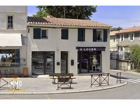 location locaux professionnels 45 m² à saint-cyr-sur-mer (83270)  1 155 €