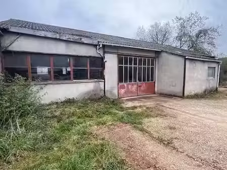 location locaux professionnels 0 pièces 590 m² à maintenon (28130)  1 600 €
