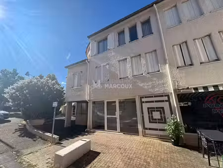 location locaux professionnels 0 pièces 54 m² à montbrison (42600)  670 €