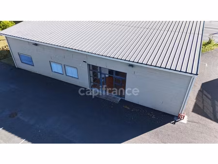 location locaux professionnels 4 pièces 250 m² à chasseneuil-du-poitou (86360)  2 915 €