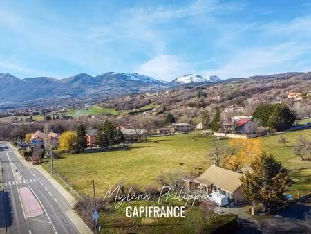 terrain constructible viabilisé à vendre