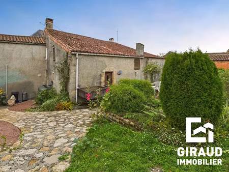 vente maison 3 pièces 94 m² à mouilleron-en-pareds (85390)  73 900 €