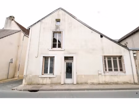 vente maison 4 pièces 110 m² à vatan (36150)  49 500 €