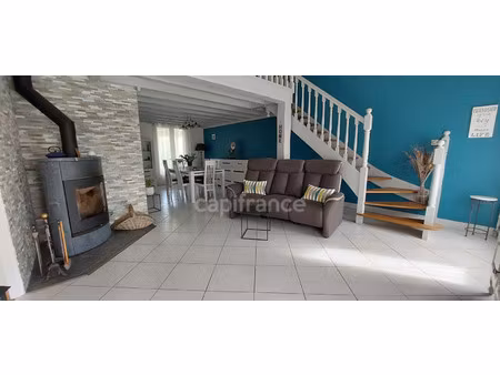 maison à vendre petosse 5 pièce(s) 117m2 187 500€