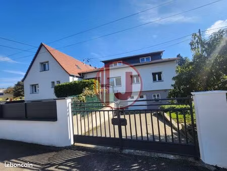 maison 9 pièces 168 m²