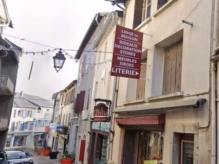 immeuble 270 m² – local + 2 appartements + grenier – centre lacaune – 137794
