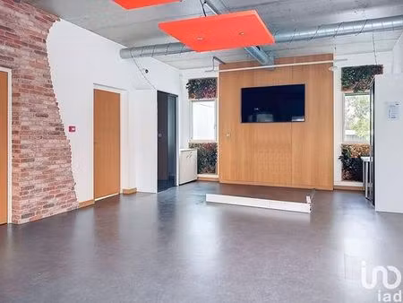 prestigieux bureau de 276 m2 en location - saint-grégoire  bretagne