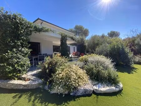 villa de luxe de 7 pièces en vente nîmes  france