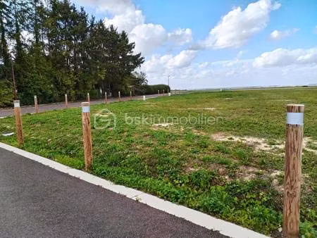 terrain constructible viabilisé à vendre