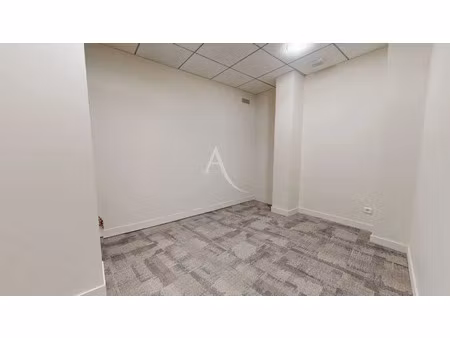 location locaux professionnels 8.8 m² à conflans-sainte-honorine (78700)  390 €