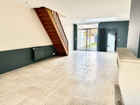 maison 4 chambres  2 salles de bain  jardin garage