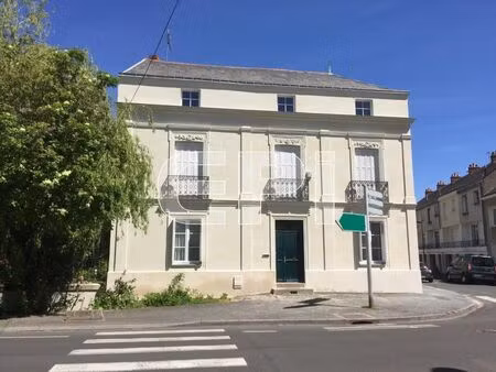 vente maison 8 pièces 202 m² saumur (49400)