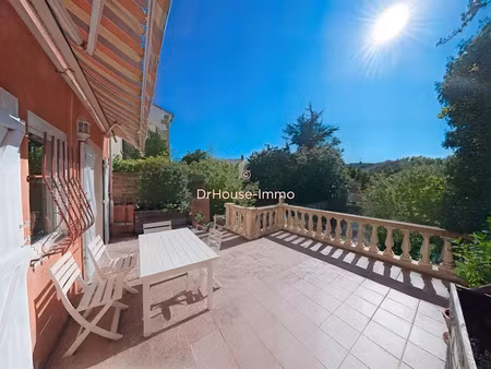 vente maison 7 pièces 220 m² à saint-cannat (13760)  550 000 €