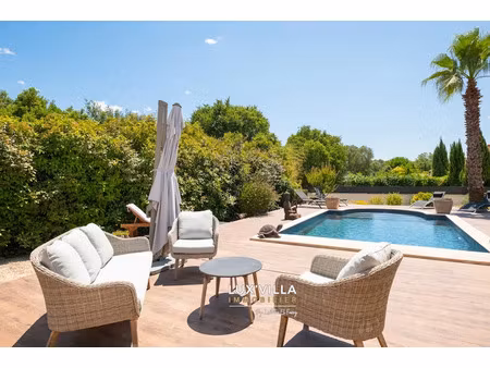 vente maison 8 pièces 251 m² à saint-jean-de-cuculles (34270)  930 000 €