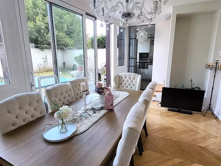 vente maison 8 pièces 300 m² à joinville-le-pont (94340)  1 390 000 €