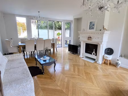 vente maison 8 pièces 300 m² à joinville-le-pont (94340)  1 480 000 €