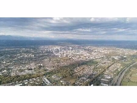 local d'activités à vendre