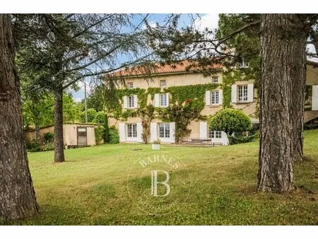 maison de luxe à vendre à margès