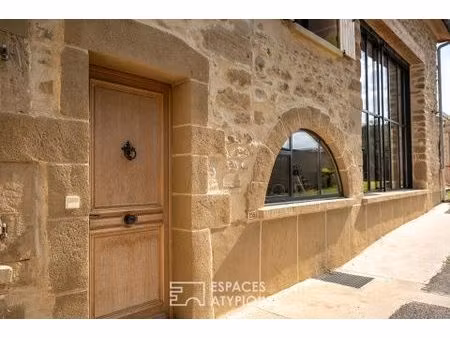 ancienne grange rénovée avec charme et jardin