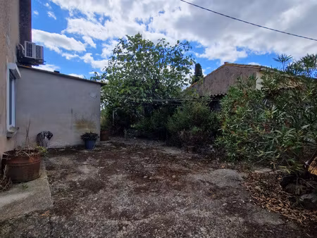 exclusivité-maison avec grand terrain/ dependance/deux garag