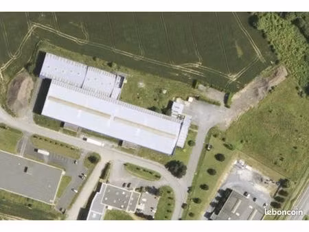 local d'activité 6 296 m²