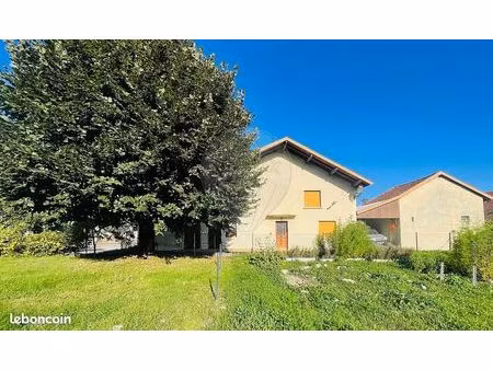 maison de village 4 pièces 150 m²