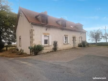 maison 7 pièces 197 m²