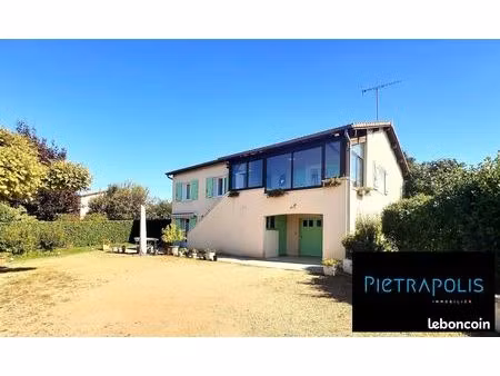 propriété 5 pièces 128 m²