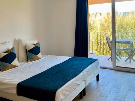 studio à cala rossa  porto vecchio  plage à 500 mètres  environnement calme et préservé