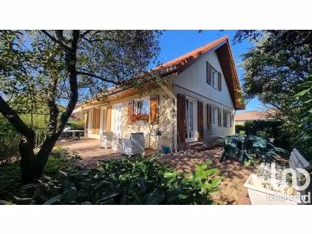 villa 6 pièces 136 m²