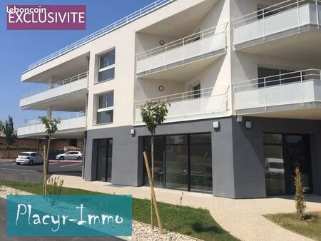 local commercial 171 m² feillens