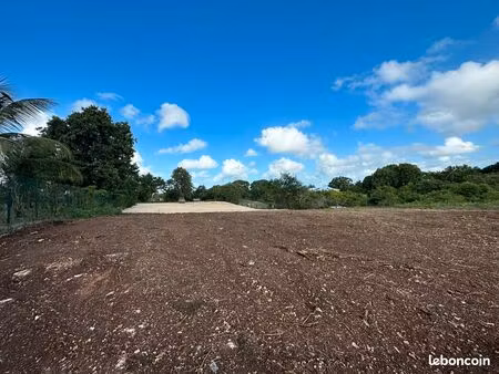 loue terrain 6389 m2